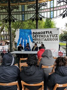 27/04/2024 Donostia Defendatuz Herritarron Plaza, photo_2024-04-28_11-49-31