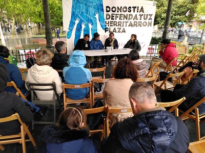 27/04/2024 Donostia Defendatuz Herritarron Plaza, 2024-04-27_16h26m46s